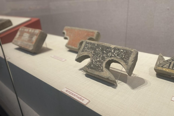 Exhibition displays Dunhang and Shaoxing treasures