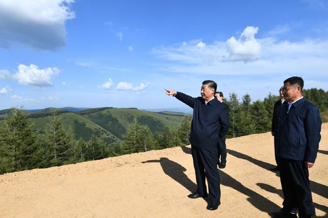 Xi stresses developing green economy