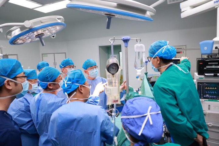 HK-Shenzhen pulls off a first under medical connect