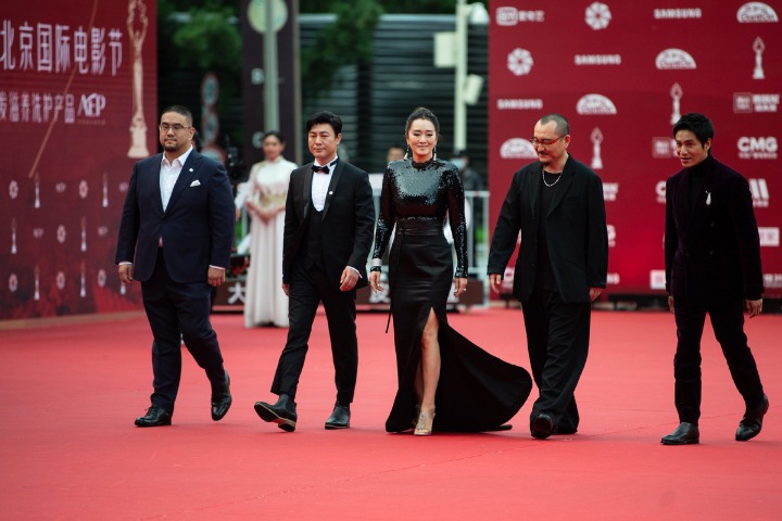Skies clear as red carpet rolls at 11th BIFF opening