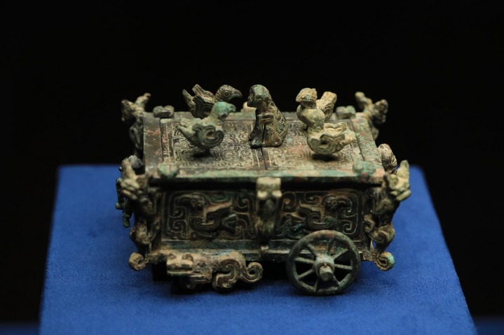 Cultural relics from Shanxi shine at university museum