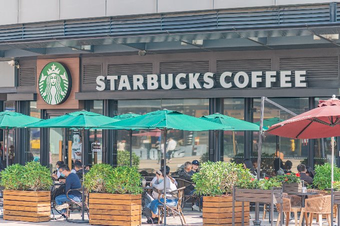 Starbucks rolls out more coffee products from Yunnan