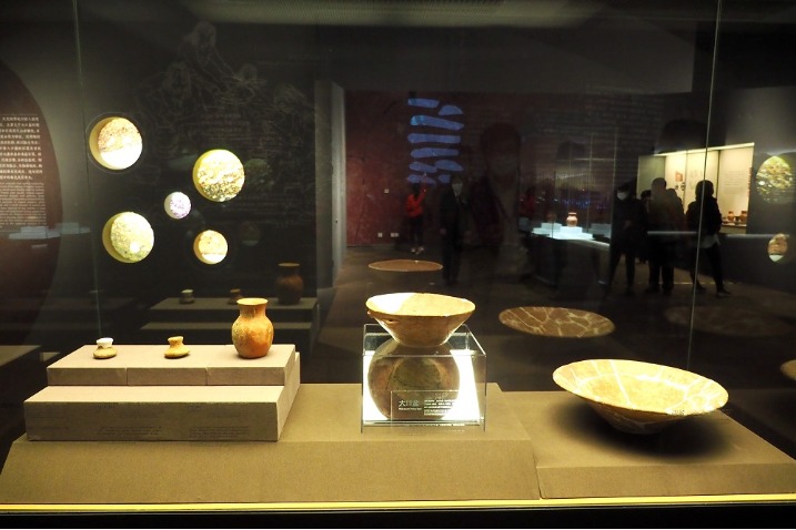Exhibition revealing early civilization on display at National Museum of China