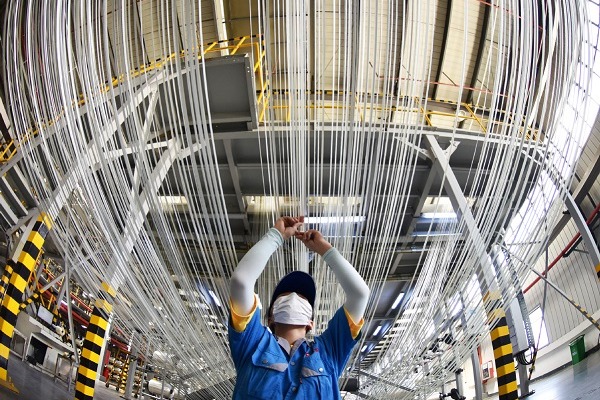 China's manufacturing PMI up to 50.1 in Nov, back in expansion