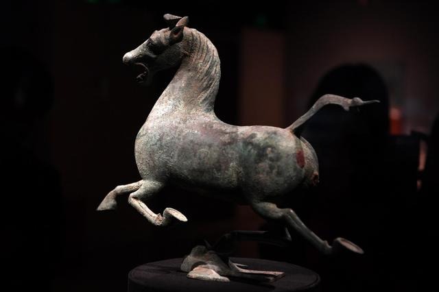 China's Gansu to exhibit highly-protected cultural relic next year