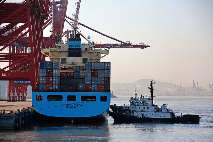 East China port's annual container throughput exceeds 30 million TEUs