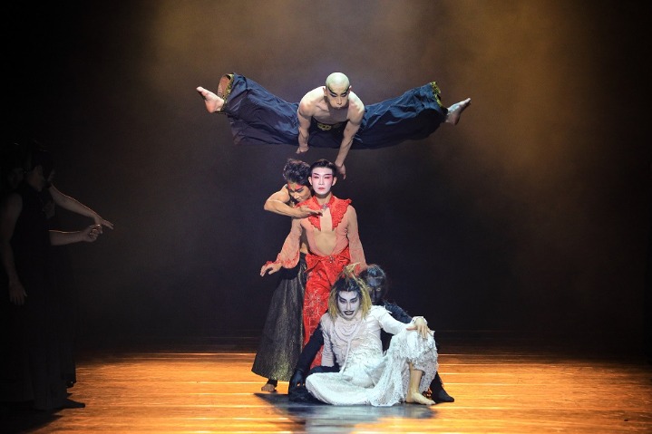 Dance drama depicts love epic