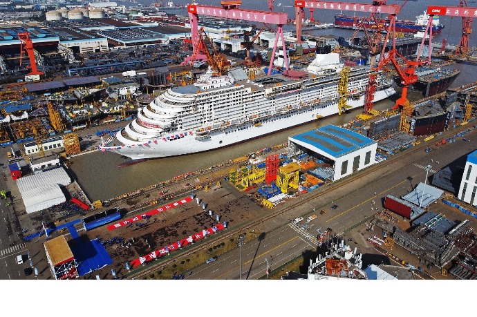 China's first homegrown cruise ship goes floating in Shanghai