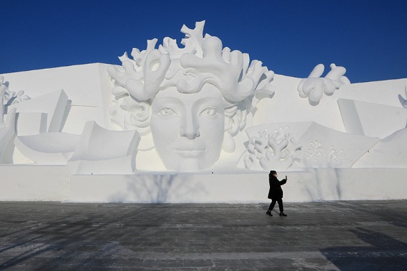 International snow sculpture expo ongoing in NE China