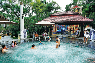 Bookings not cooling off at hot springs, luxury resorts