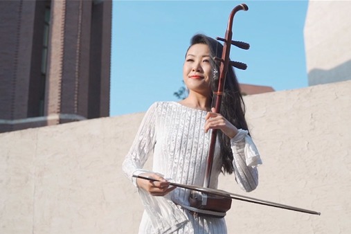 'Erhu' musician Li Ting: Music brings people closer