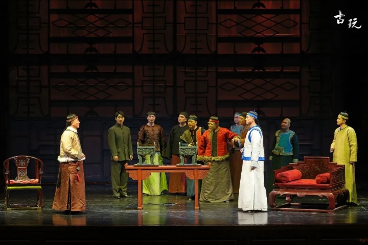 Drama highlights traditional Beijing antiques culture