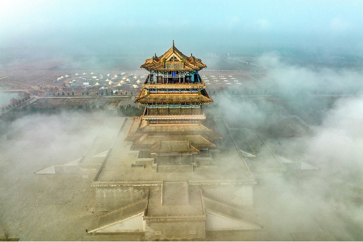 Sea of clouds over Stork Tower in Shanxi is one breathtaking scene