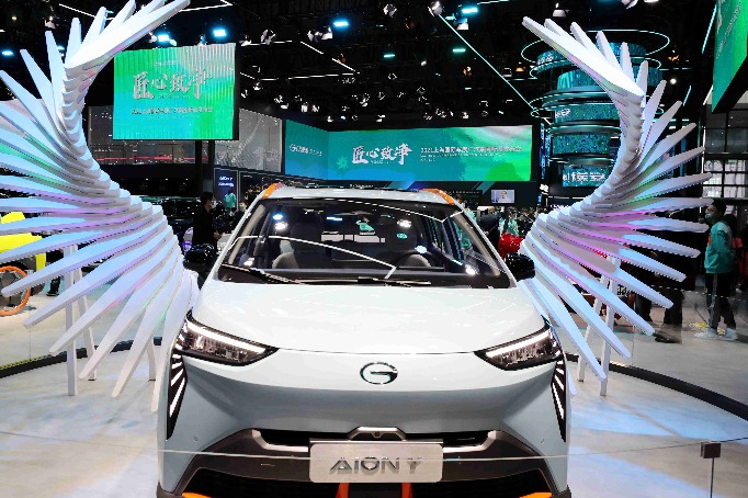 Investment powers up as electric car sales soar, output surges