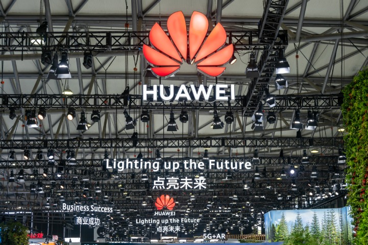 Huawei in hot pursuit of collaboration, empowers world's telecom biz