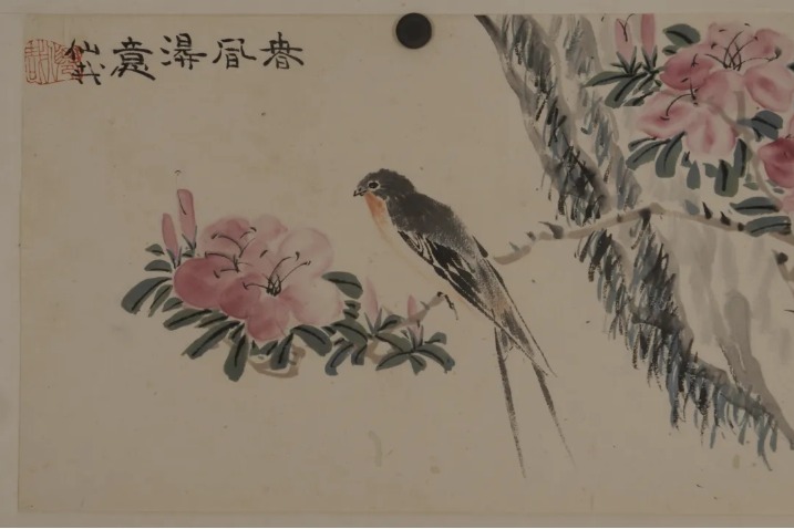 Bird-and-flower paintings on exhibit in Anhui