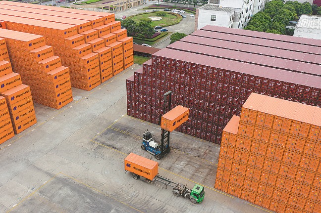 Container market seeks to ride out rough weather
