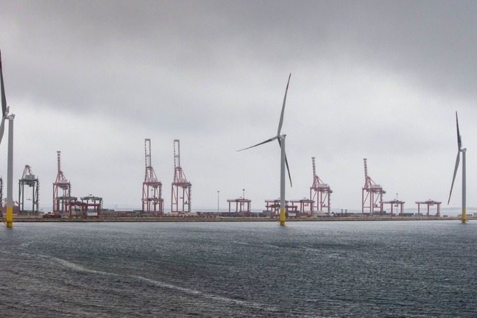 Italy inaugurates 1st offshore wind farm with Chinese expertise