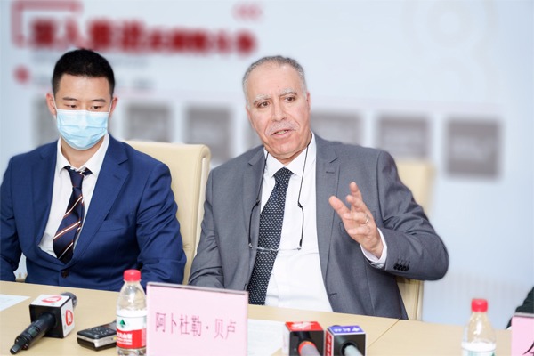 1st full-time foreign clinical academic leader joins Guangdong hospital