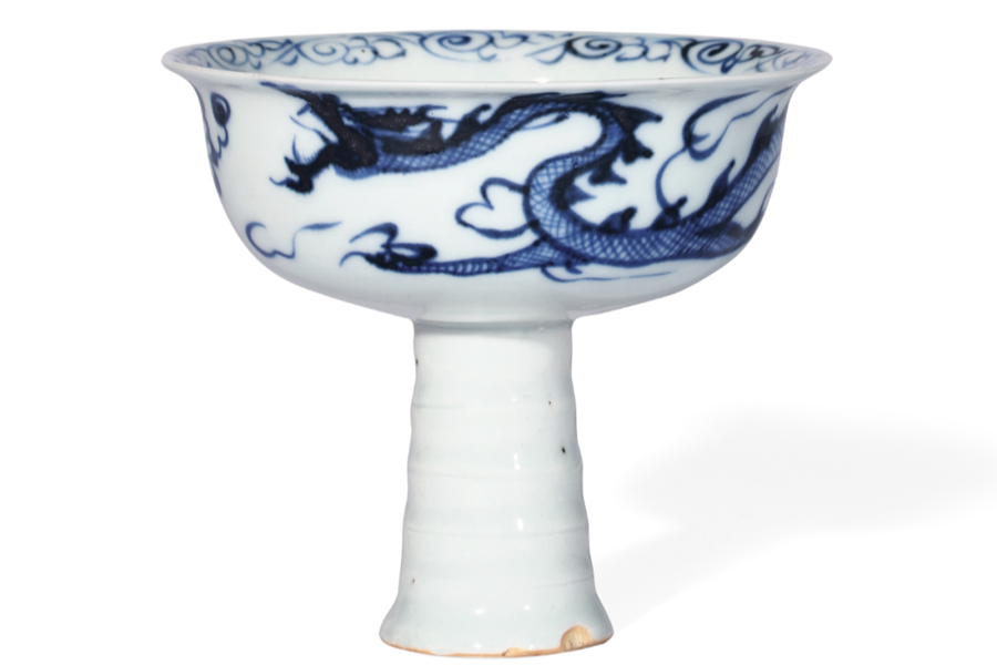 Comparative exhibit of blue-and-white porcelain to open in Beijing