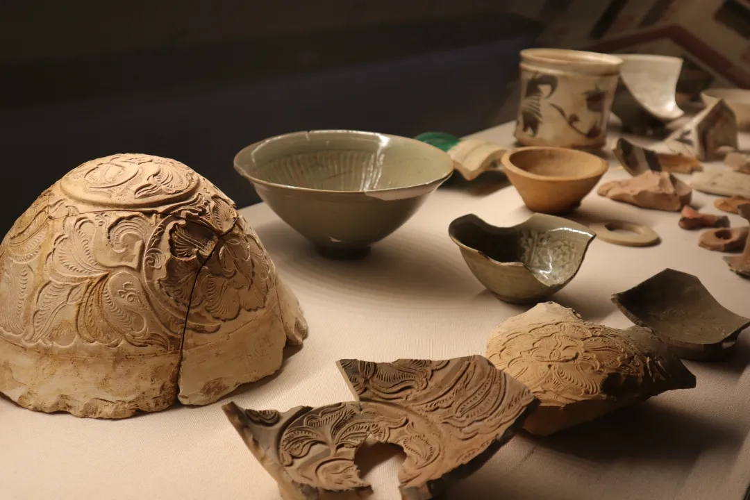 Exhibit marks 100 years of Peking University’s archaeology unit