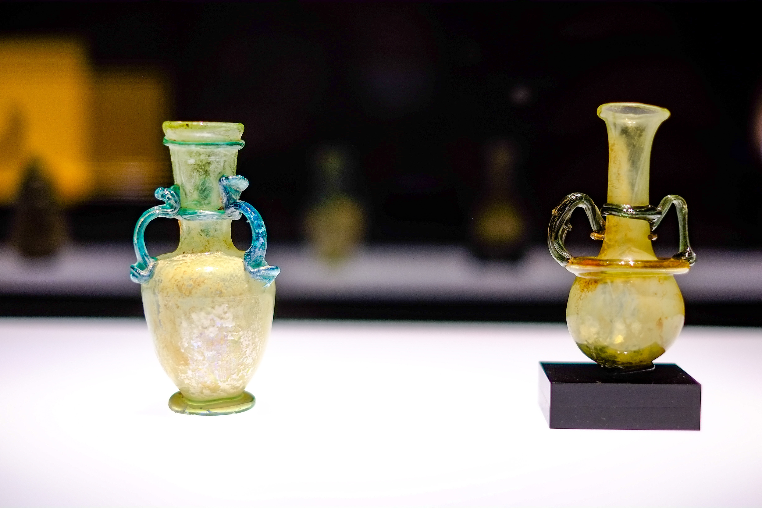Glass art a testimony to vibrant cultural exchanges along ancient Silk Road