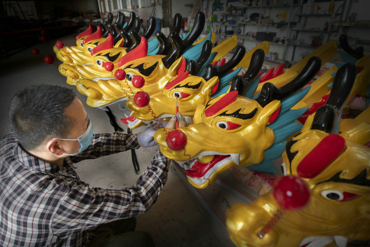 Dragon boat industry in Hunan thrives