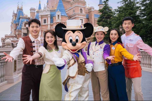 Shanghai Disneyland and others most popular among tourists in 2021
