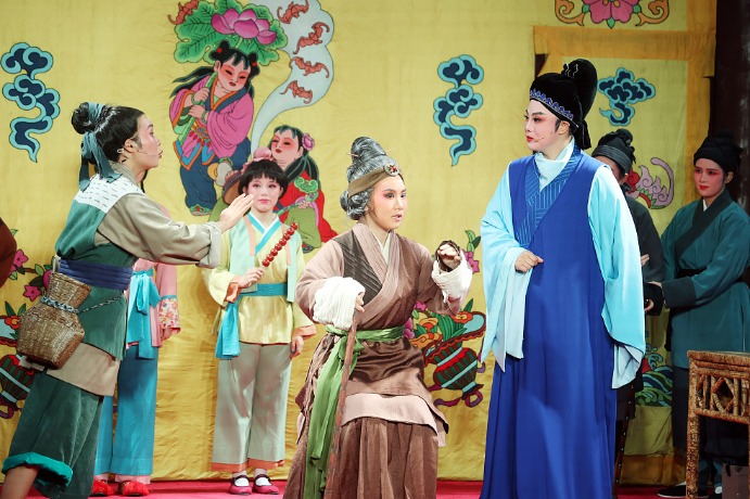 Yueju Opera pays tribute to Ming Dynasty doctor