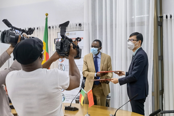 Benin receives third shipment of COVID-19 vaccines donated by China