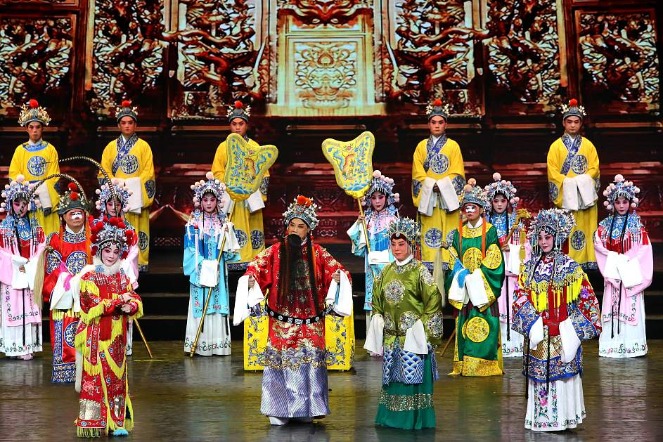 Qinqiang Opera Arts Festival closes in Xi'an