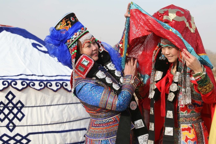 Mongolian clothing culture