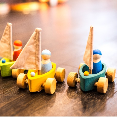 Small wooden toys realize big dreams of prosperity