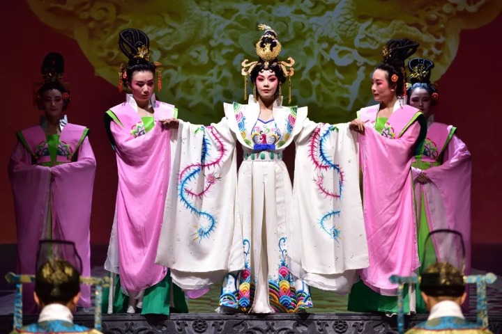 Chuanju Opera presents its version of Puccini’s Turandot