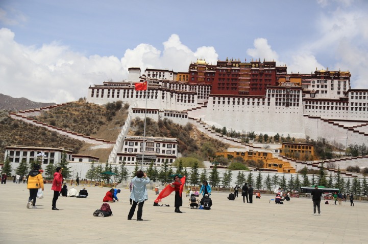 Tibet's Potala Palace a vital project for conservation