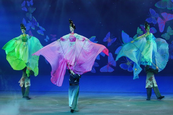 Large puppet show staged in Nanchong