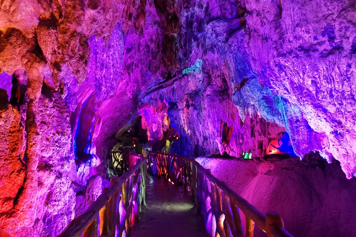 Visit this karst cave in Jiangxi to escape the summer heat