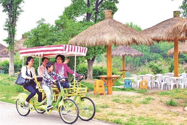 Hongshan boasts rich tourism resources