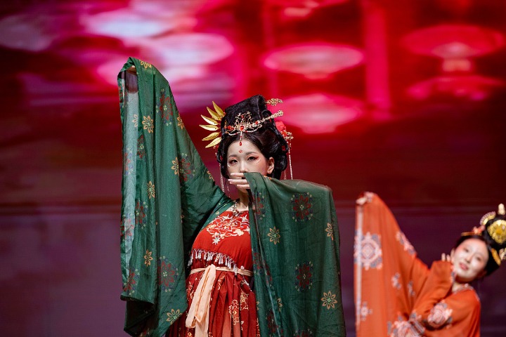 Gala welcomes Mid-Autumn Festival in Jiangsu