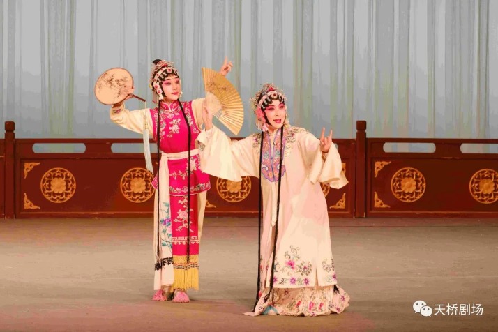 'Peony Pavilion' delights audiences at Tianqiao Theater