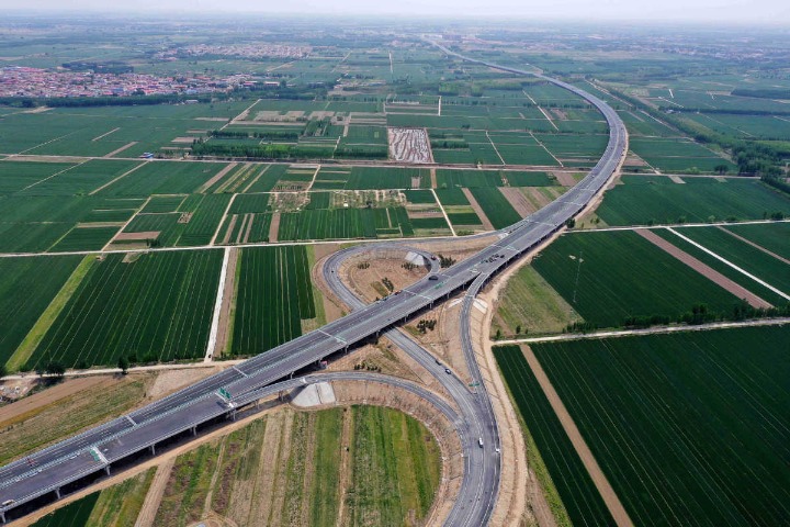 China's transport infrastructure greatly improves over last decade: report