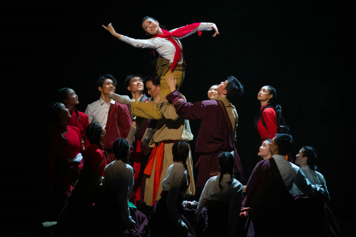 Dance drama festival kicks off in Beijing