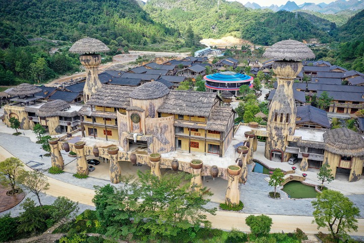 Guangxi Yao village looks mysterious