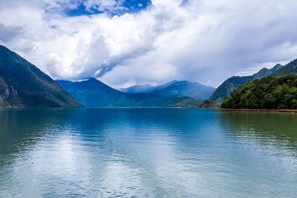 Scenic Area of Basom Tso Lake, Nyingchi