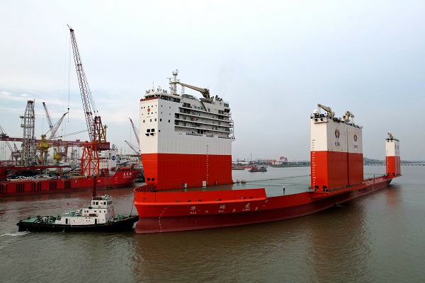 ​World's third largest semi-submerged ship delivered in Haimen