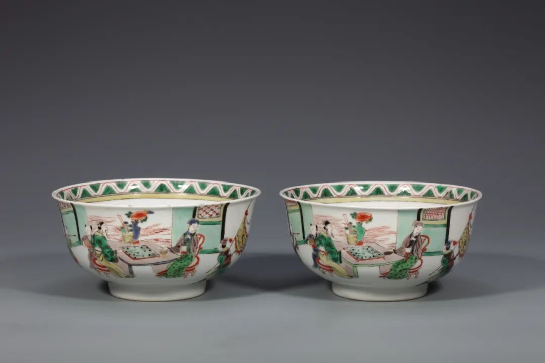 Qing Dynasty polychrome porcelain bowls depict historical story
