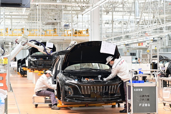 Car manufacturers worldwide continue to post record profits: EY