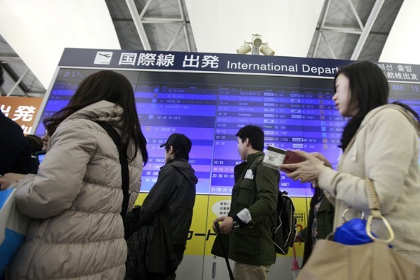 In reciprocal move, China halts ROK, Japan visas
