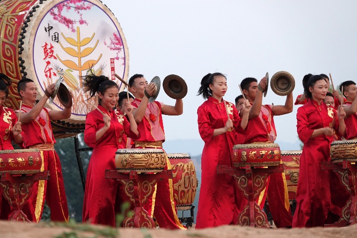 Jiangzhou celebrates the harvest festival