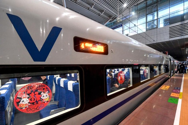 Mainland, HK resume rapid trains